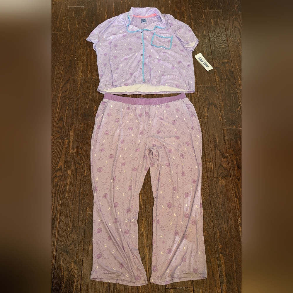 NWT Muk Luks Pajama Set Lavender Purple Celestial Themed